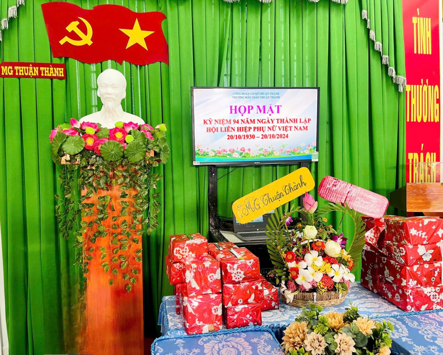 HỌP MẶT 20/10/2024