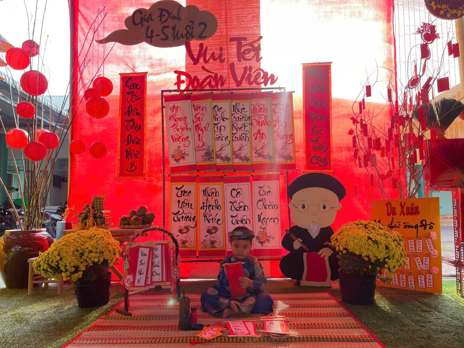 Lớp 4-5 tuổi 2 tham gia Hội thi ảnh mừng xuân Bính Ngọ năm 2026 với chủ đề "Tết đoàn viên"